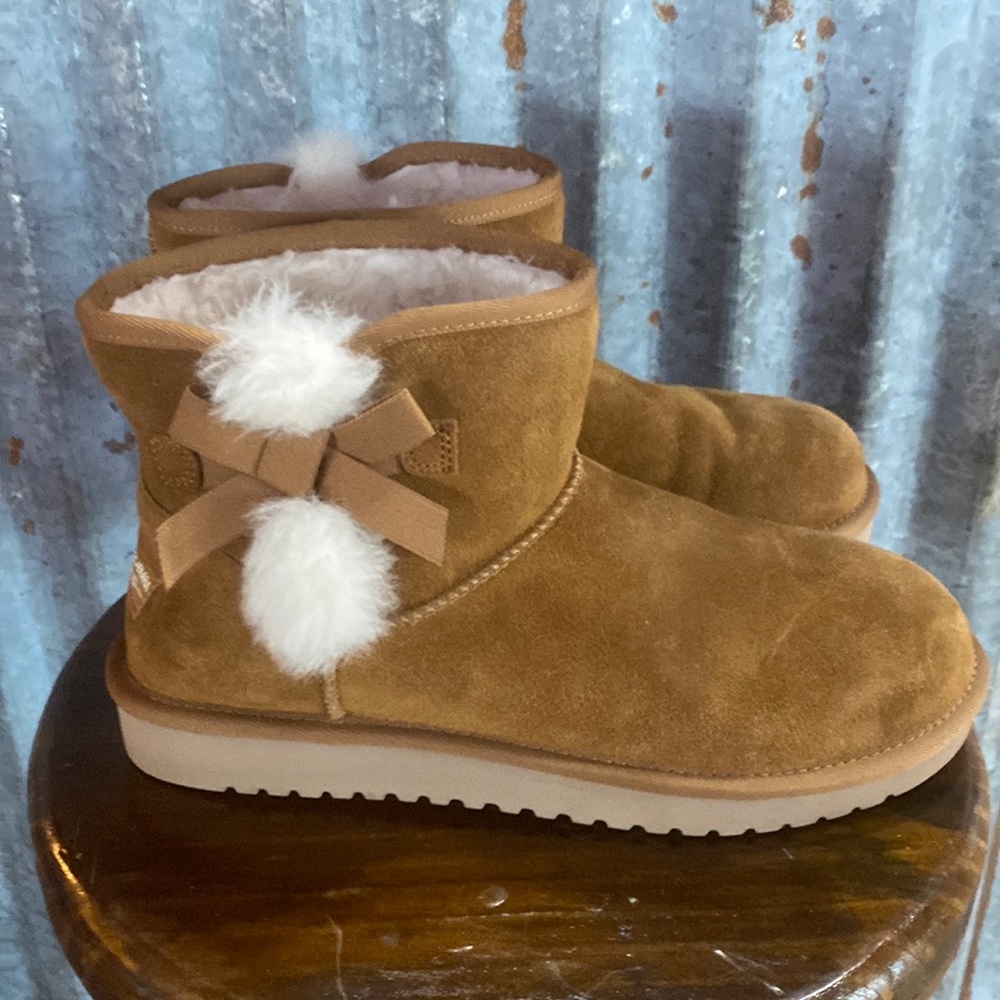 Women’s Koolaburra by UGG - Mini Booties - Size 9 - Never Worn - New without tag